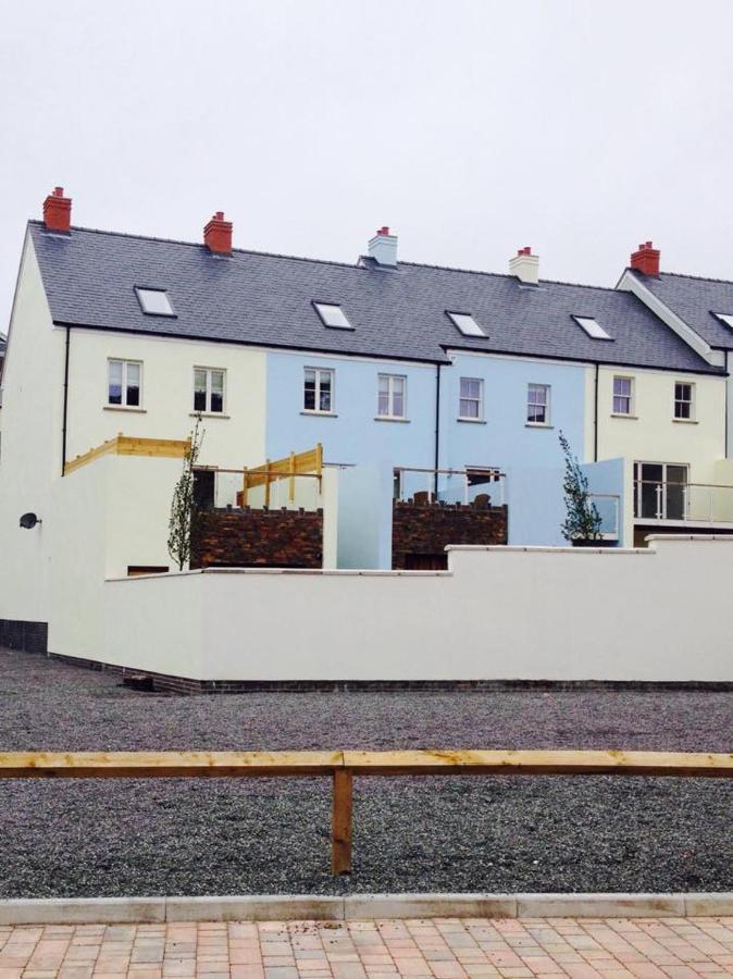 Central Modern Townhouse In Saundersfoot Villa Exterior foto