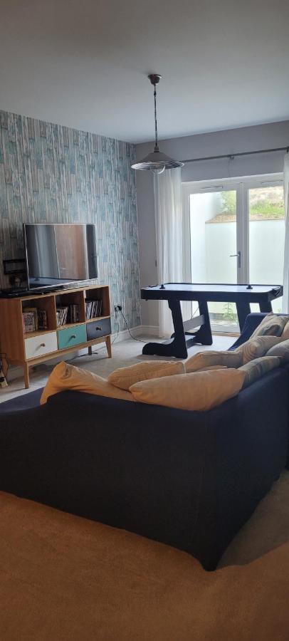 Central Modern Townhouse In Saundersfoot Villa Exterior foto